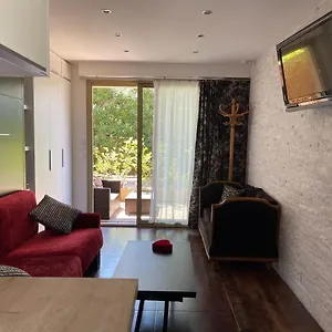 Studio Dans Résidence Privée à 10 Mn De Cannes Appartamento